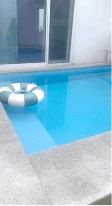 현재 페이지 리뷰 사진 사진 1